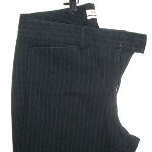 Women's Dockers Ideal Fit black pinstripe trouser, size 10, new.